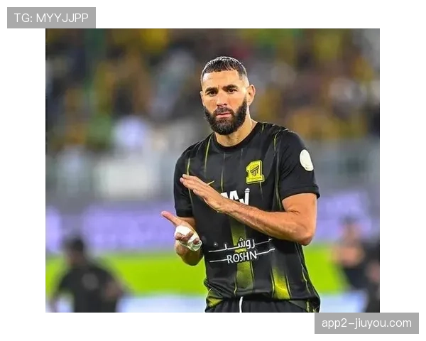 本泽马领袖气质凸显 关键时刻进球助球队取分